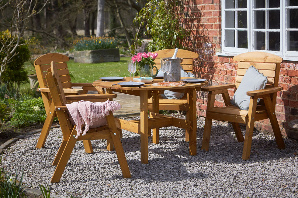 Hetton Garden Dining Table Set with 4 Chairs