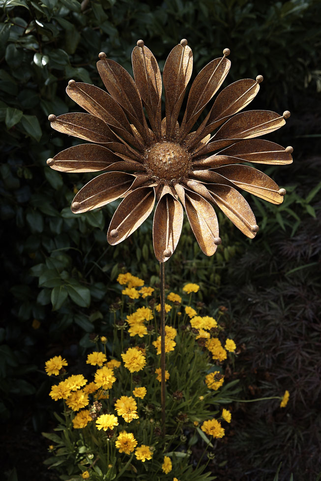 Rustic Sunflower Plant Stake