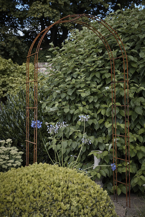 Rust Garden Arch by Tom Chambers