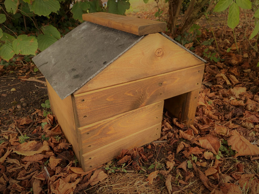 Hedgehog House Shelter Box Slate Roof