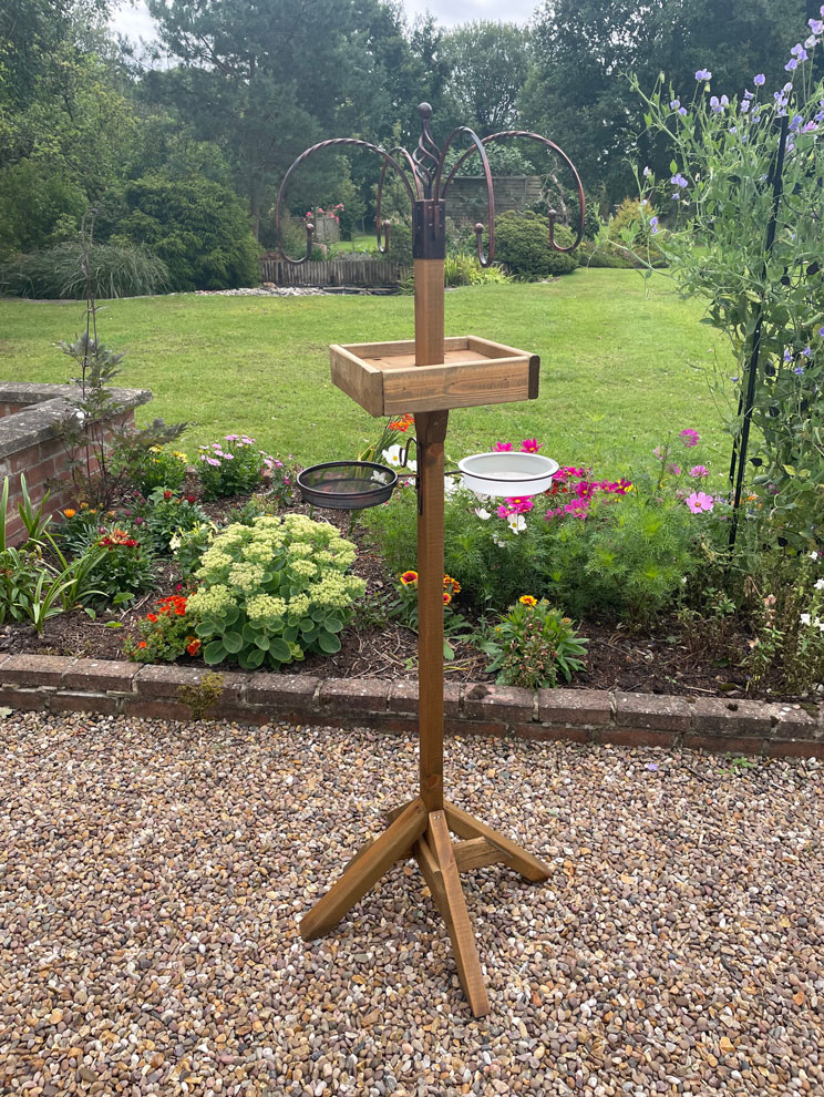 Patio Wild Bird Table Feeding Station Freestanding Wooden
