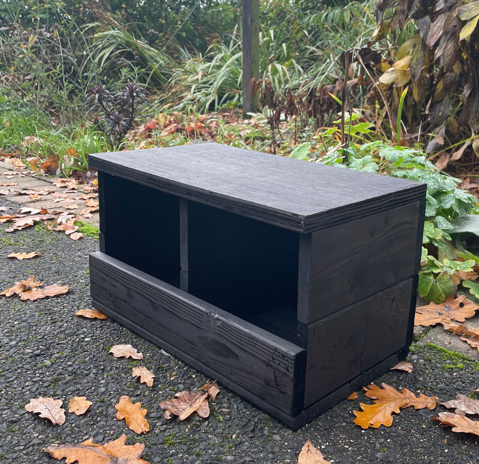 Wooden Pigeons Nesting House Bird Box Black