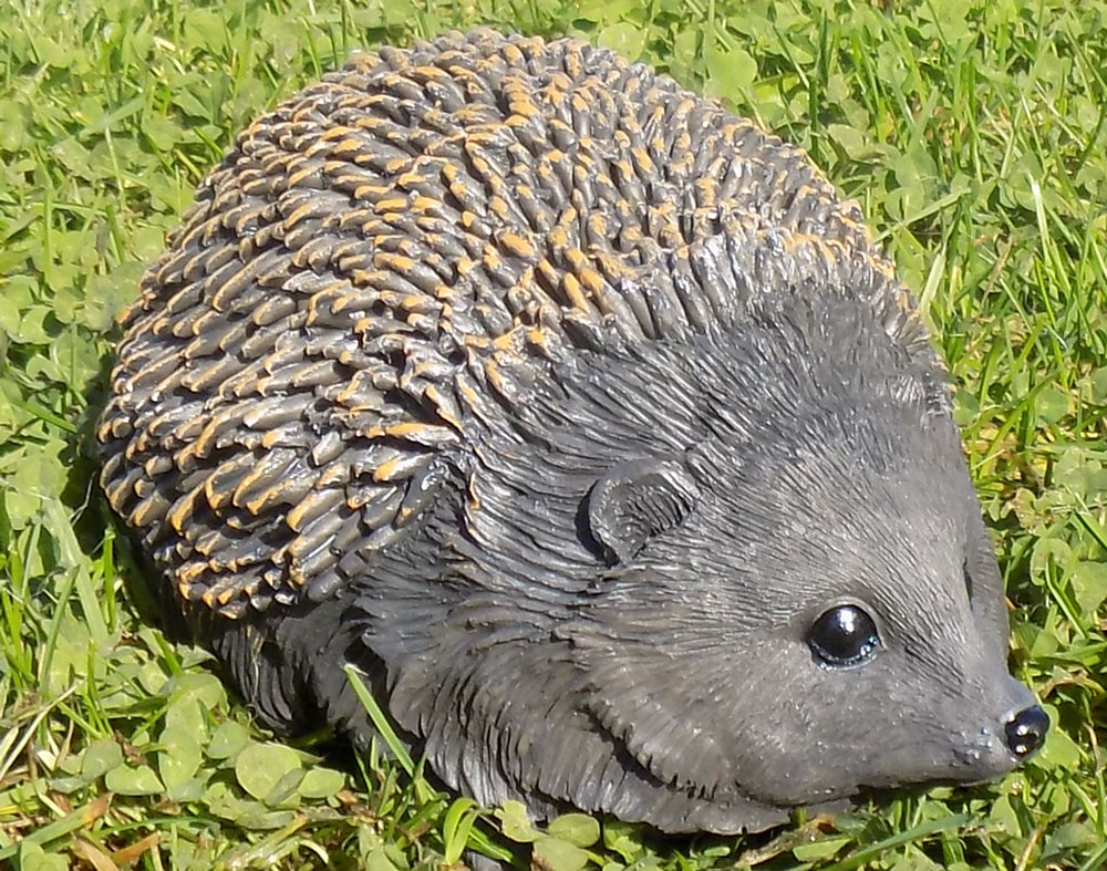 Hedgehog  ' Mother ' - Garden Bazar