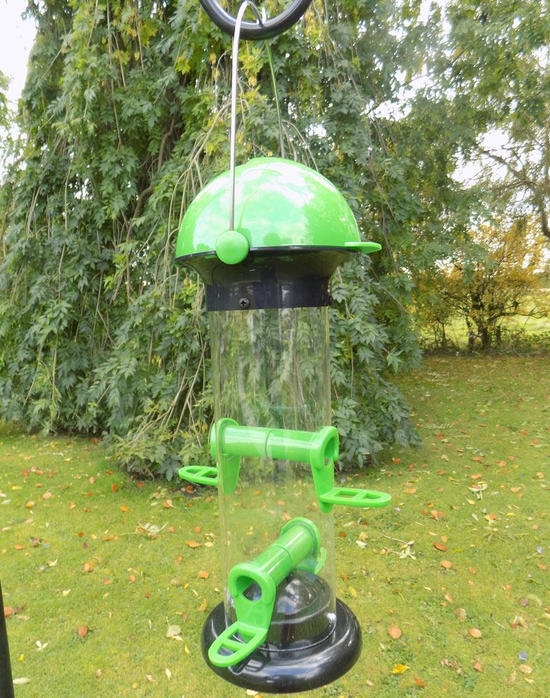 Giant Roll - Top Bird Feeder