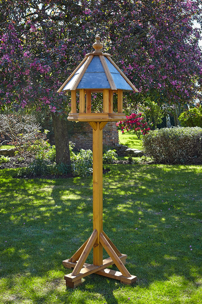 Tom Chamber Rosedale Bird Table